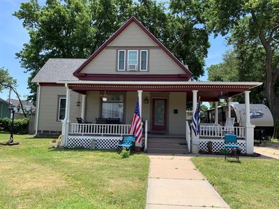 108 E 1st St, Abilene, KS, 67410