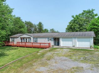 851 Big Ridge Rd, Kingsport, TN 37660