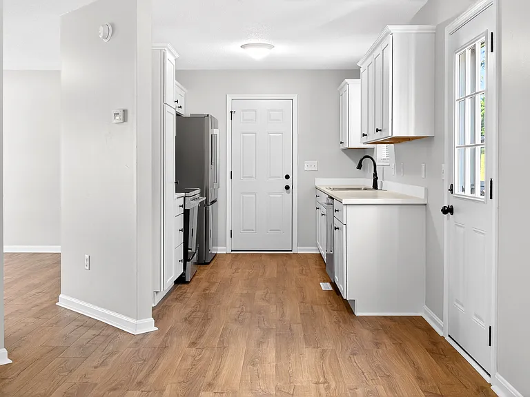 1220 Eastern St — Photo 29