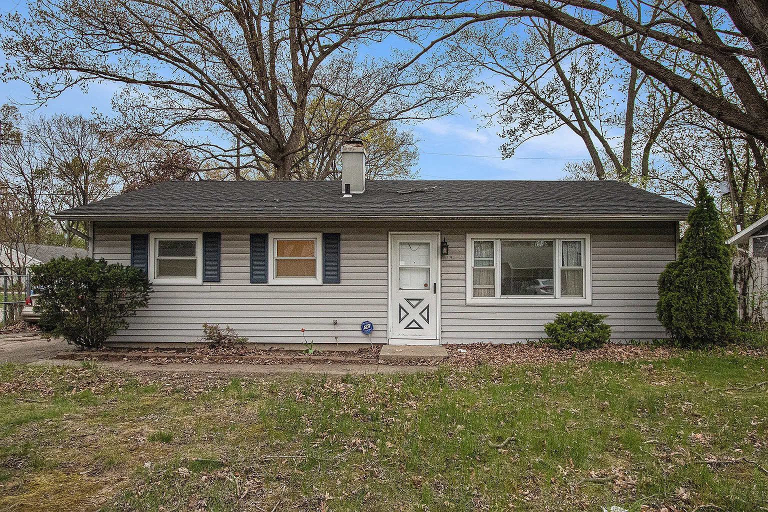 1209 Hoyt St photo 1