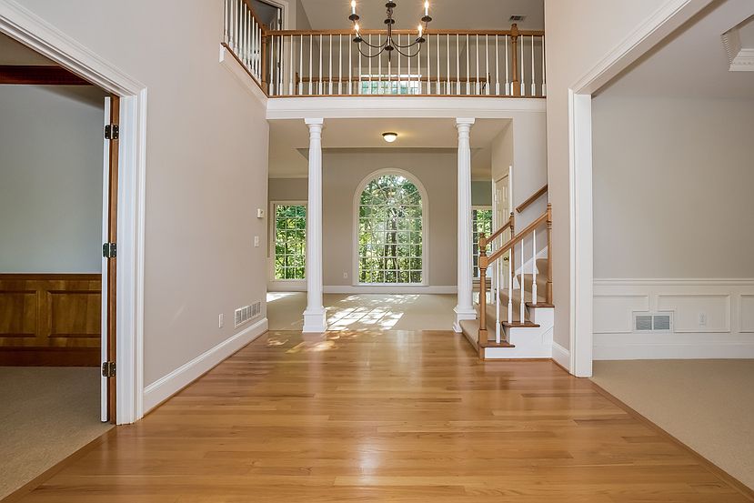 1st image of 9865 Hunt Club Way