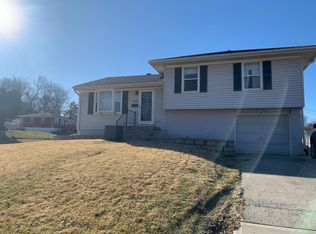 4900 N Wallace Dr, Kansas City, MO 64119