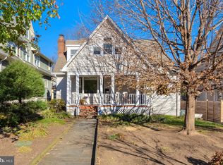 4407 Ridge St, Chevy Chase, MD 20815