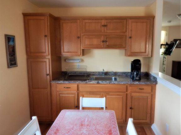 Large eat in kitchen