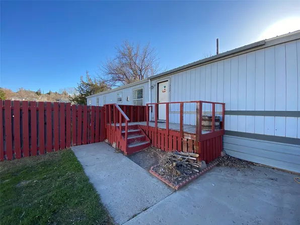 327 11th Ave N, Shelby, MT 59474