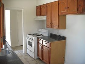 2nd image of 678 Gleneagles Ave