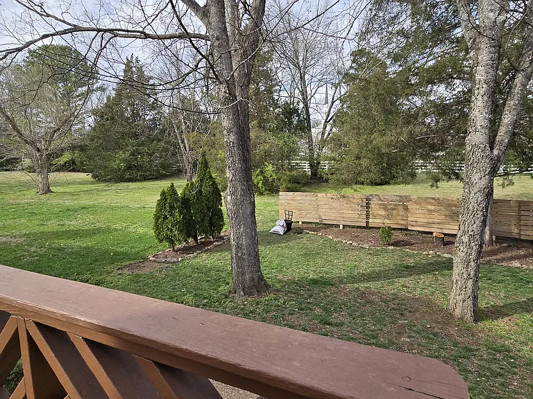 1207 Kelly Ct — Photo 11