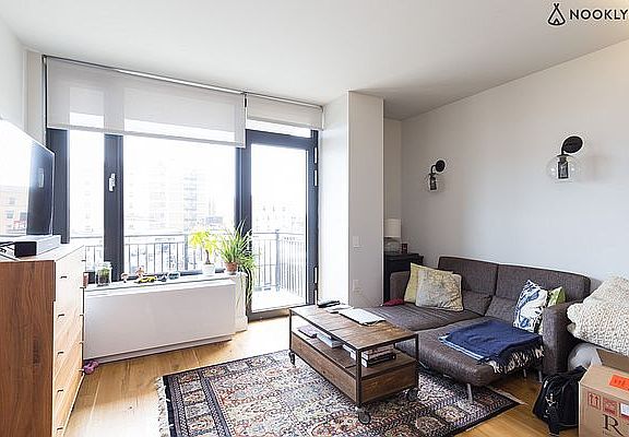 3rd image of 670 Pacific St APT 809