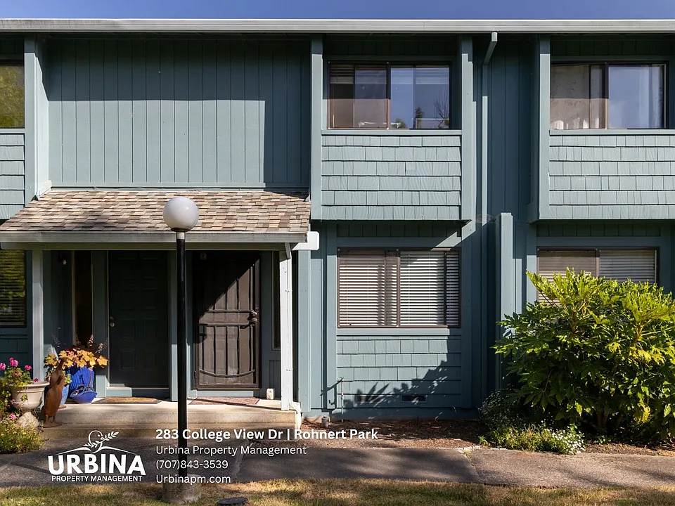 283 College View Dr