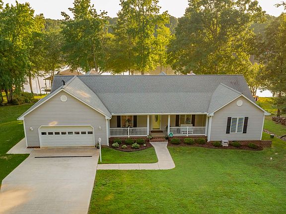 3rd image of 345 Great Creek Dr