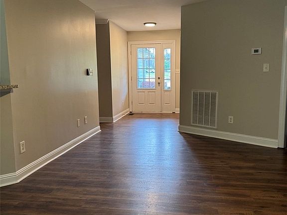 4th image of 419 Orchard Falls Dr