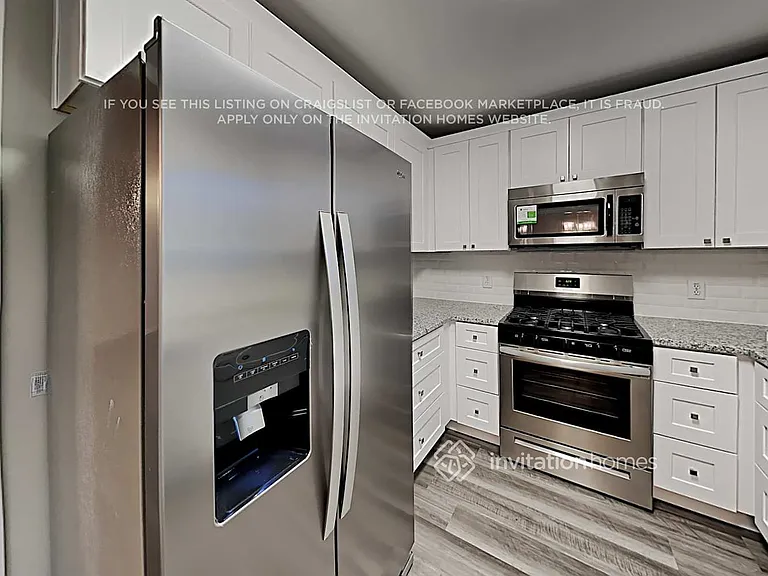 4428 Moss Spring Dr — Photo 8