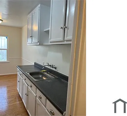 1222 S Dunsmuir Ave — Photo 9