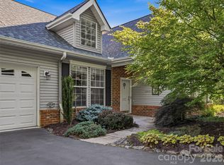 117 Hibiscus Ln, Asheville, NC 28803