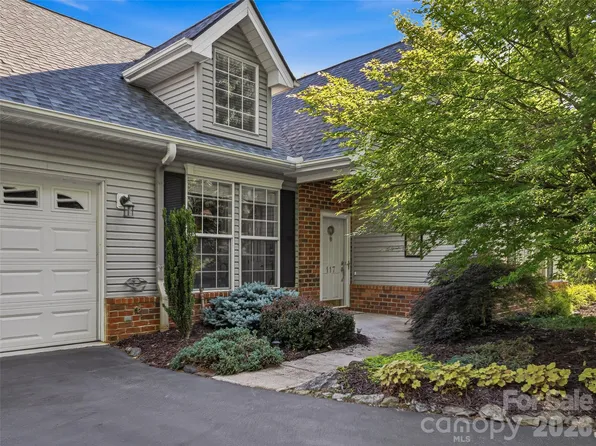 117 Hibiscus Ln, Asheville, NC 28803