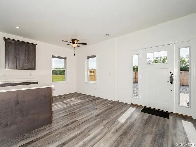 101 Duncan Rd — Photo 10