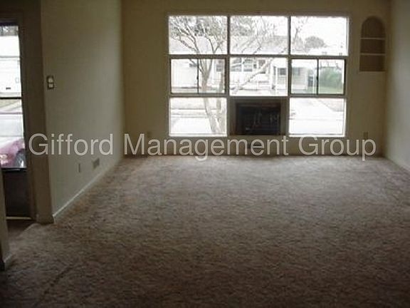 5th image of 4425 Delray Dr
