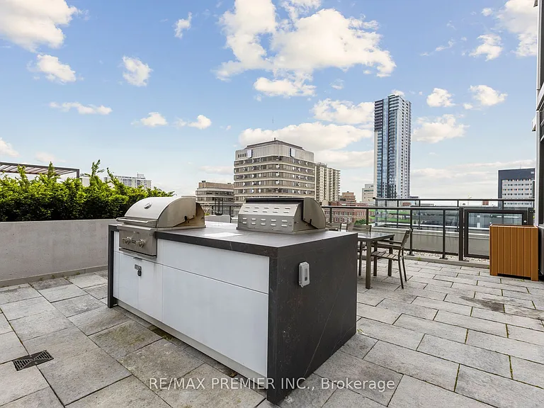 55 Duke St W #1709 — Photo 12