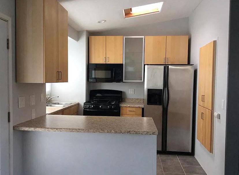 1st image of 4633 Conrad Ave #2