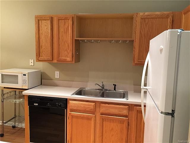 2nd image of 30823 Lee Frank Ln #1