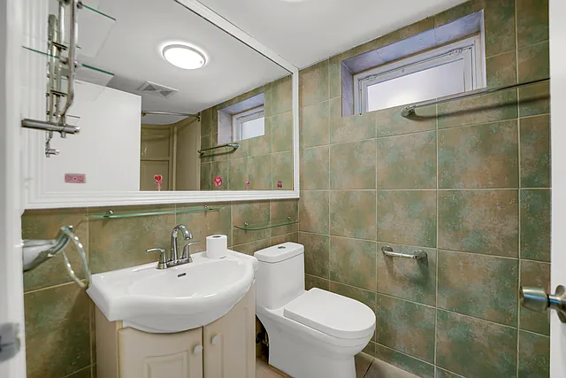 7520 W Carmen Ave — Photo 15
