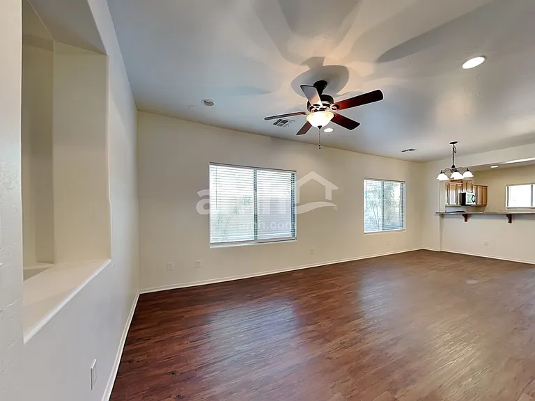 18203 W Townley Ave — Photo 5