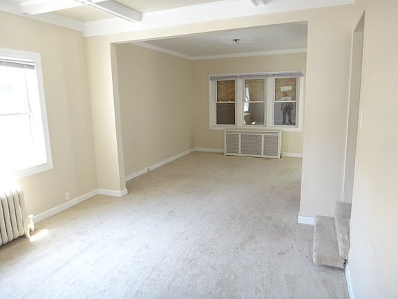 3rd image of 1545 57th Ave
