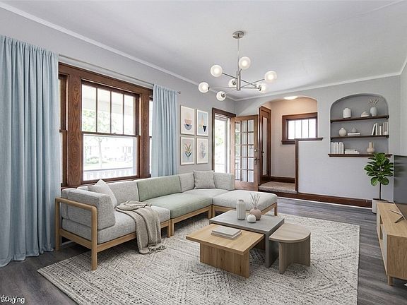 2nd image of 10203 Greenview Ave