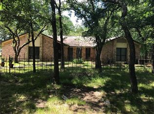 1024 County Road 103, Giddings, TX 78942