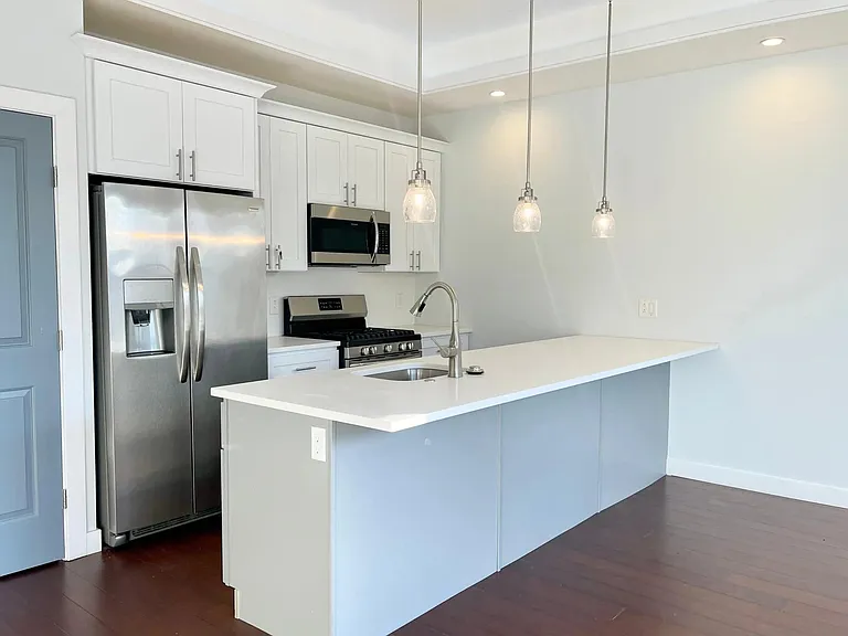 1337 N Franklin St #2-1 — Photo 3