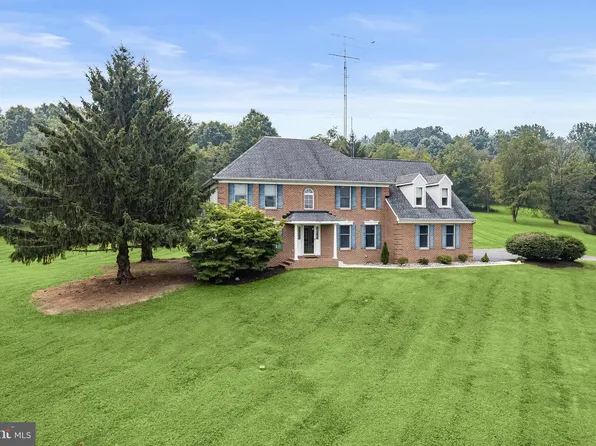 3797 Akers Dr, Mount Airy, MD 21771