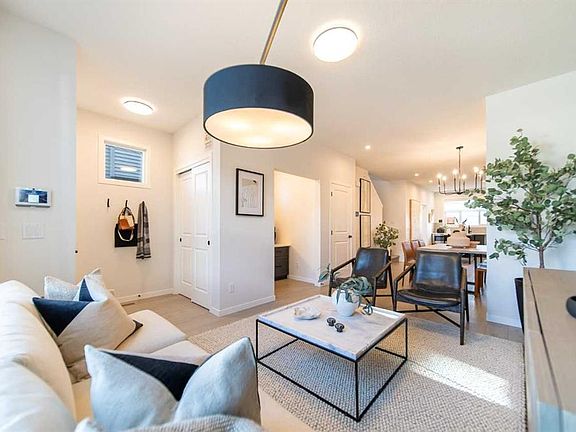 4th image of 524 S Tekarra Dr NW