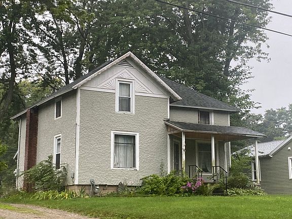 3rd image of 42 Morry St