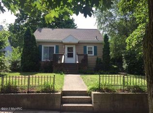 877 Burke Ave NE, Grand Rapids, MI 49503
