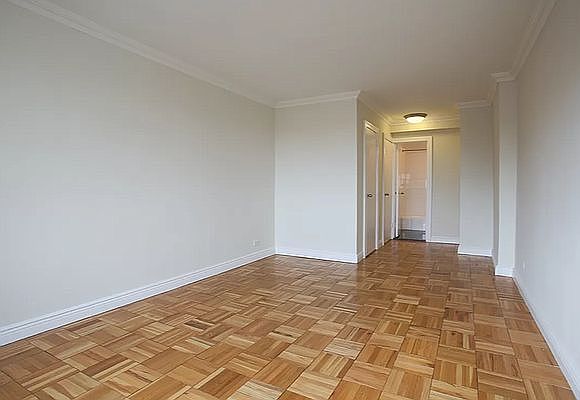 1st image of 212 E 32nd St #5B