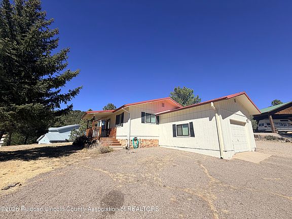 2nd image of 231 Sunny Slope Dr