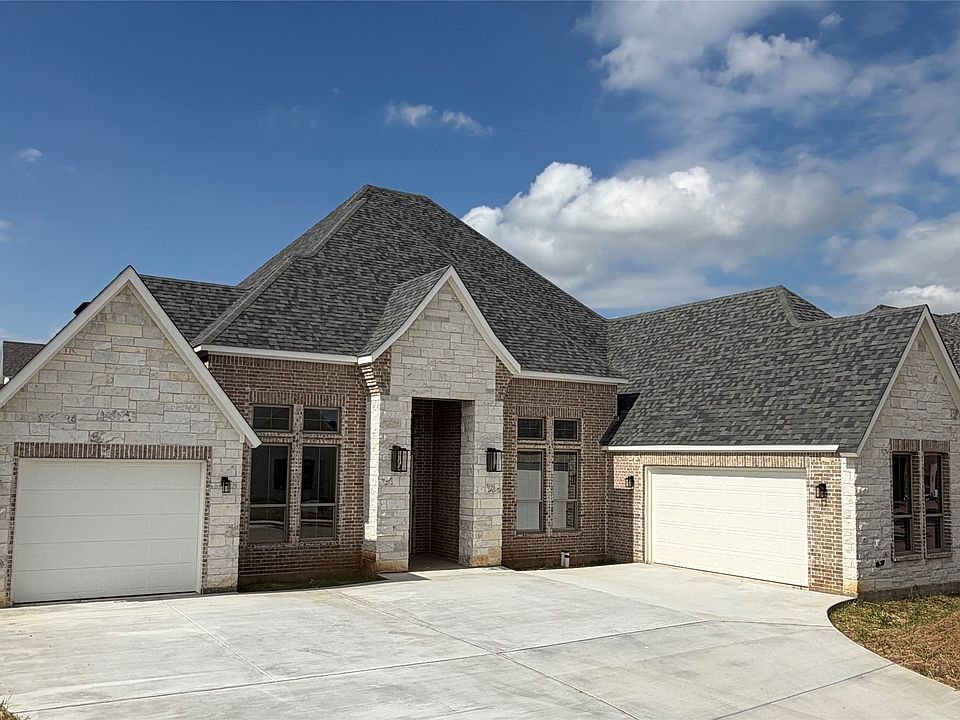 1st image of 945 Claystone Ridge Dr