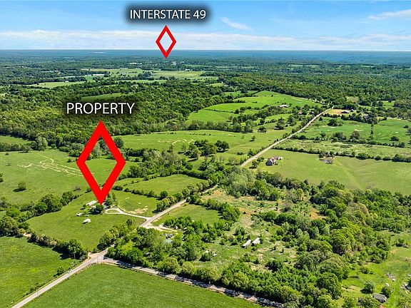 3rd image of 727 Banner Rd