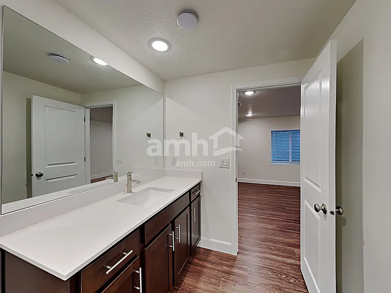 11031 S Kitty Hawk Rd — Photo 13