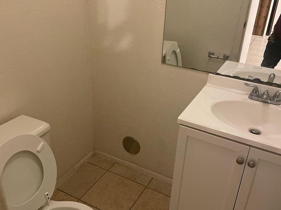 1st image of 11205 Campestre Ln #C