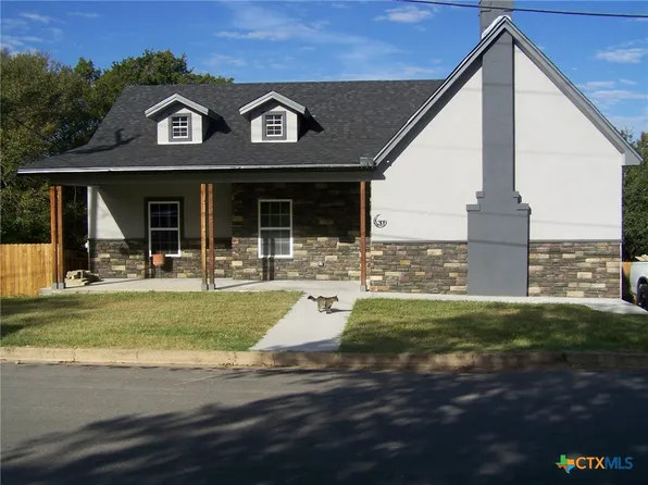 309 N 10th St, Gatesville, TX 76528