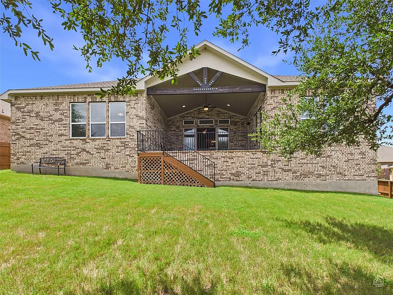 111 Tabago Ct — Photo 38