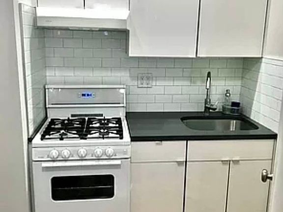 5th image of 428 E 85th St APT 3C
