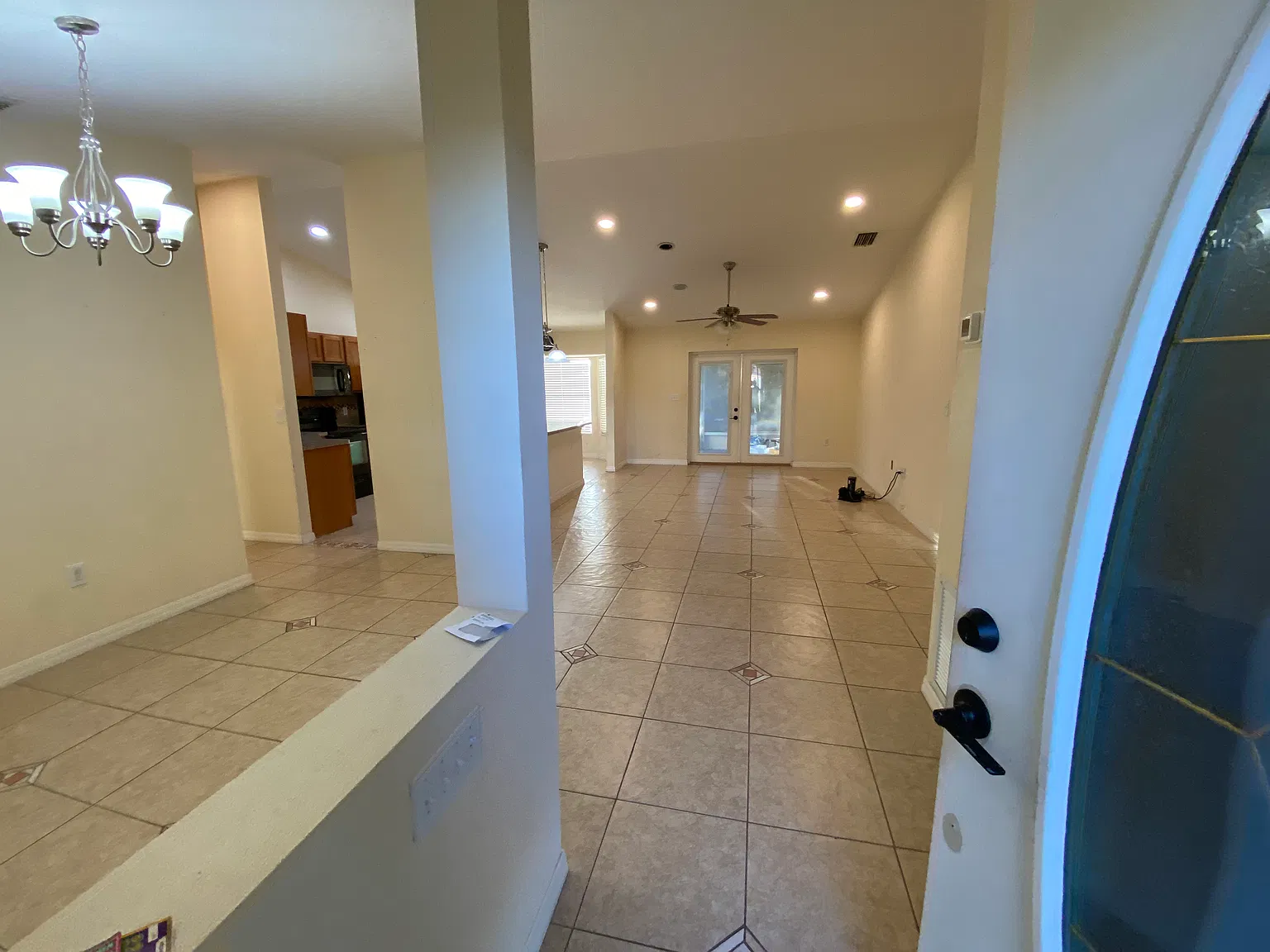 2 bed, $1,600 — Photo 3