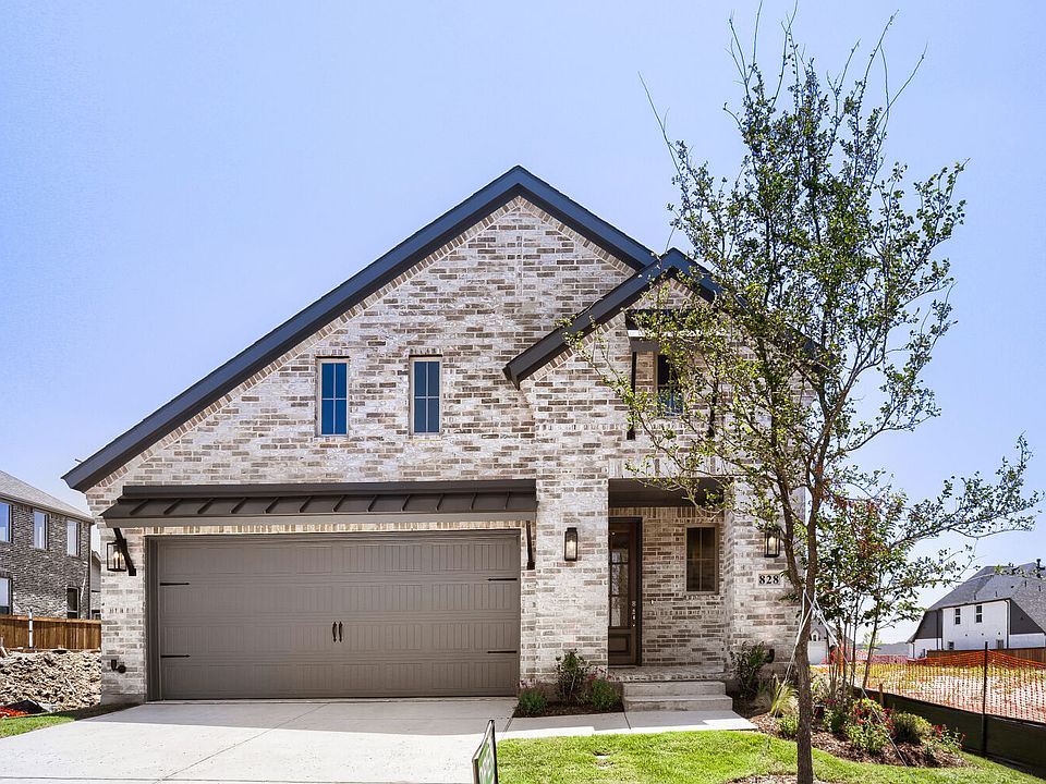 828 Stone - Front Elevation