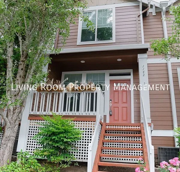 1142 SW 162nd Ave — Photo 1