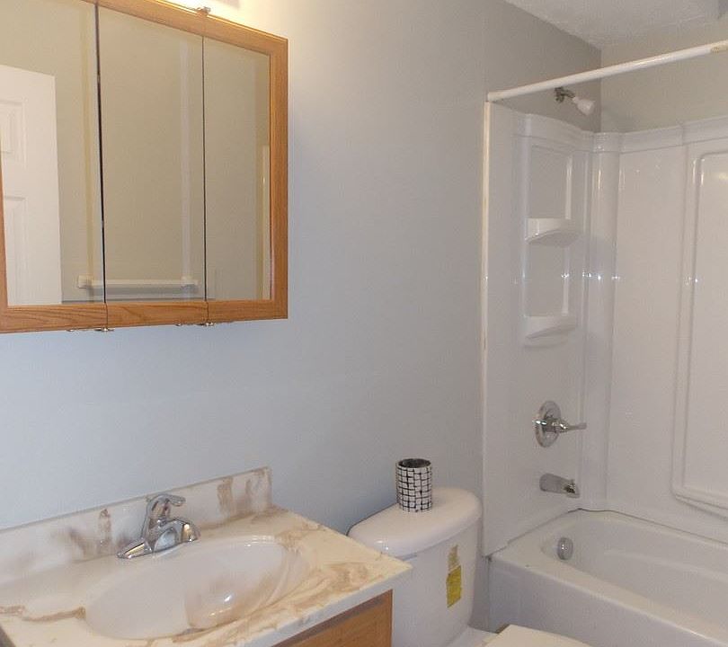 1st image of 1844 Augusta Dr APT 21
