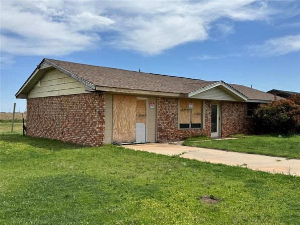 414 S Highland Ave, Hobart, OK 73651