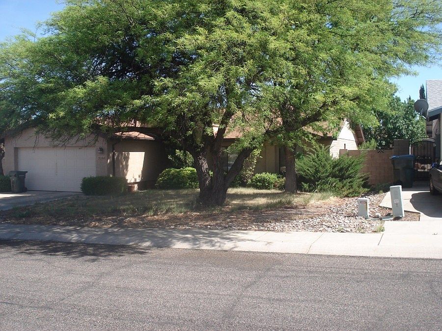 2nd image of 3244 Raven Dr