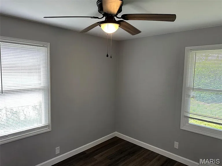 9343 Duenke Dr — Photo 12